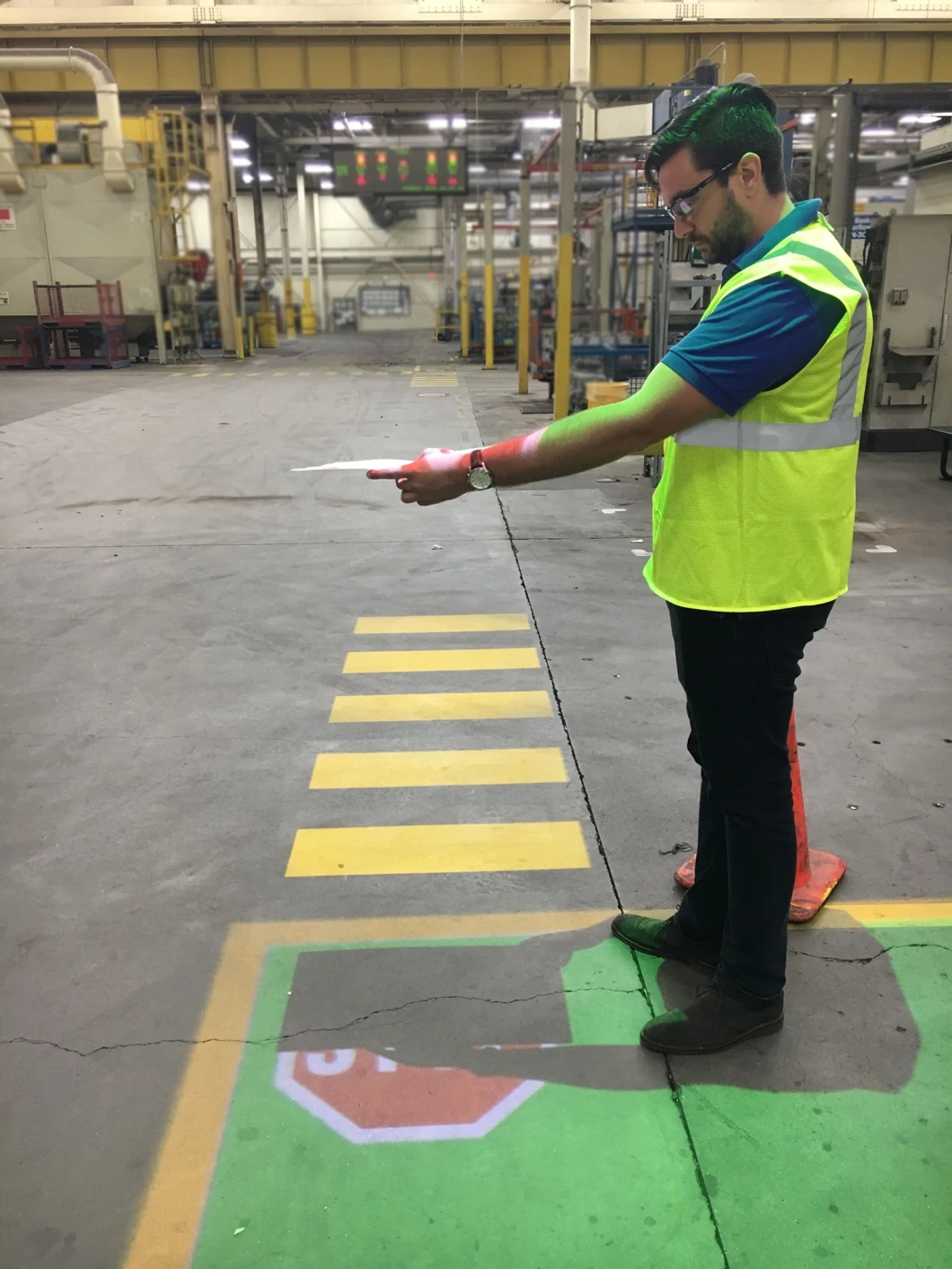 LED Floor Sign Projector Helps Alert Workers and Drivers in Warehouses, Manufacturing, and Other Industrial Operations